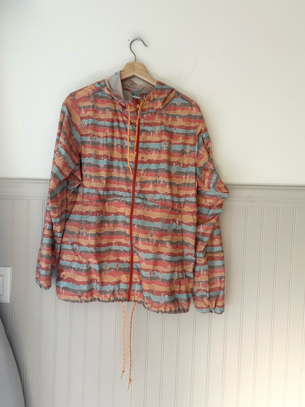 Columbia Sportswear Company Large Lightweight Flash Forward Printed Jacket